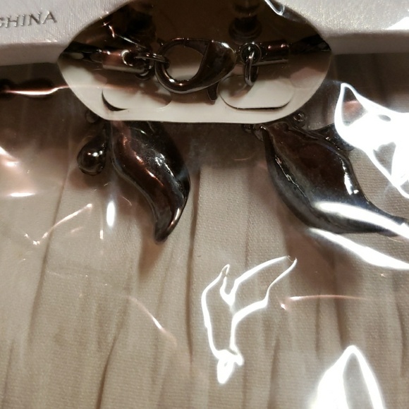 Necklace & earring set - Picture 3 of 6